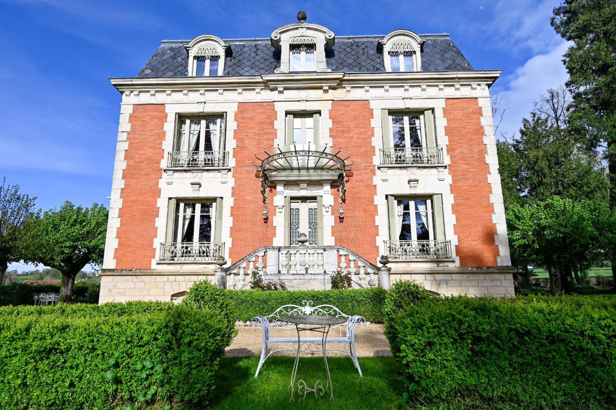Chateau De La Chaix Saint-Christophe-en-Brionnais Zewnętrze zdjęcie